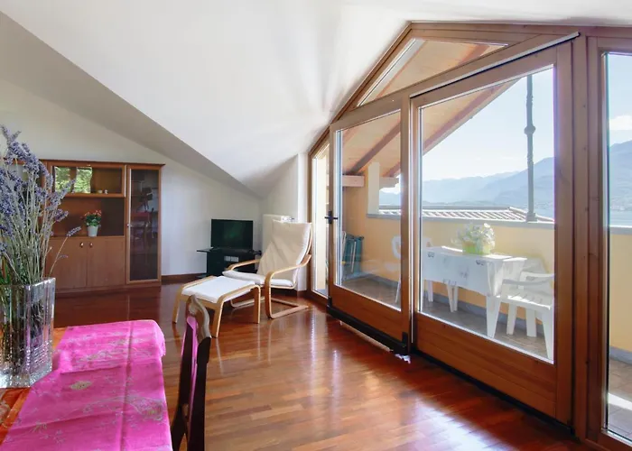 La Becca By Interhome * Domaso