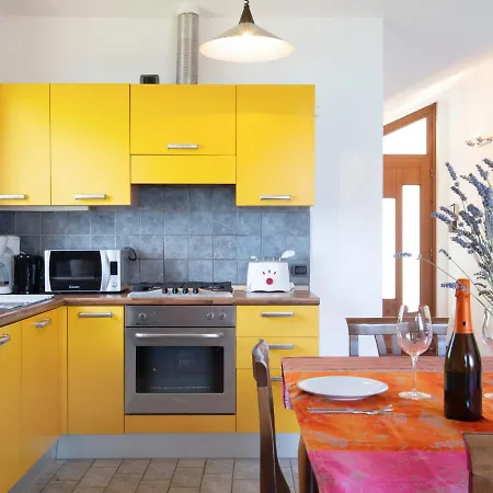 La Becca By Interhome דירה *